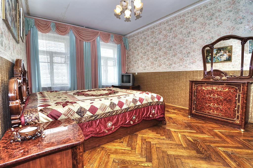 Apartment Na 7-Ya Krasnoarmeyskaya San Pietroburgo Camera foto